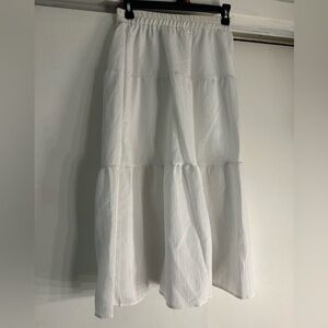 Elegant White Tiered Skirt